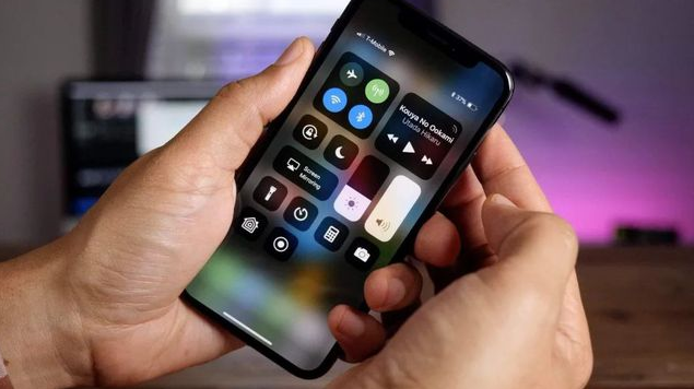上海苹果手机维修分享iPhone 12信号差怎么办 